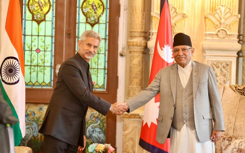 प्रधानमन्त्री र भारतीय विदेश मन्त्रीका बिचमा भेटवार्ता
