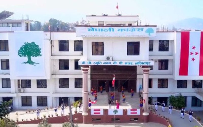 हिन्दु राष्ट्रको मागसहित १ हजार ६१ जनाको हस्ताक्षर काँग्रेस सभापति देउवालाई बुझाइयो