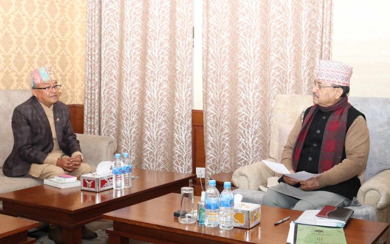 उपनिर्वाचनका सम्बन्धमा उपप्रधानमन्त्री खड्कासँग निर्वाचन आयोगको छलफल