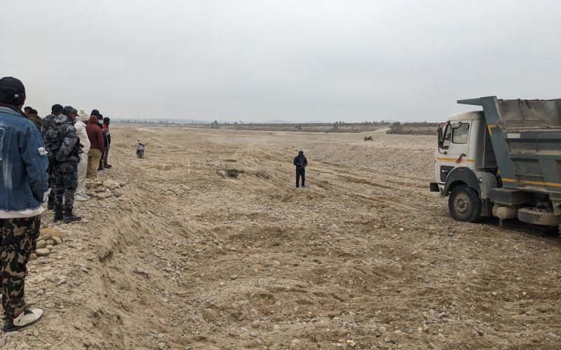 रातु नदी दोहनले कृषि क्षेत्र जोखिममा, युवा विदेश पलायन हुँदै