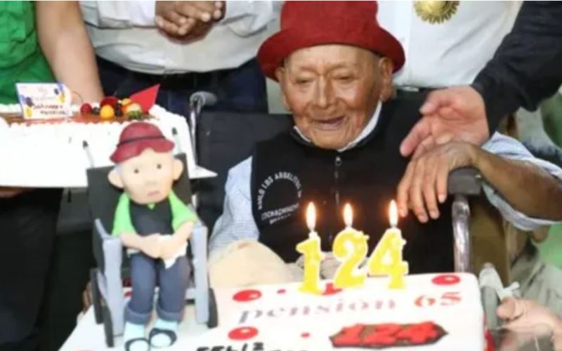 पेरुमा फेला परे सबैभन्दा लामो आयु भएका व्यक्ति, जसले मनाए १२४ औँ जन्मोत्सव