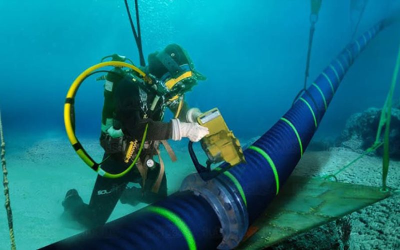 समुन्द्रमा बिछाइएको फाइबर अप्टिक फाइबरमा समस्या, स्लो हुन सक्छ इन्टरनेट !