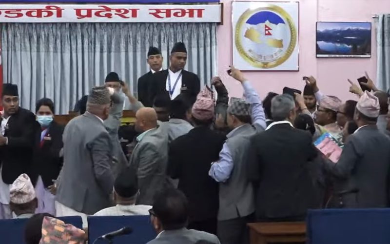 गण्डकीमा सभामुखले आफ्नो मत जोडेर विश्वासको मत पुगेको घोषणा, काँग्रेसको विरोध