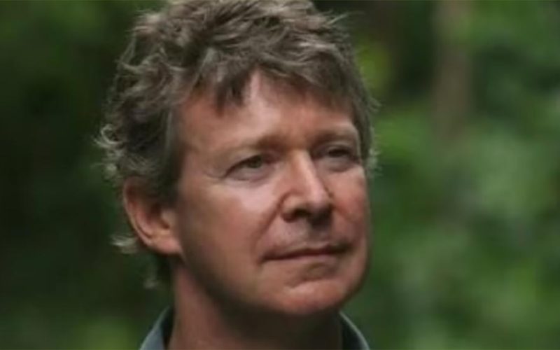 कुकुरहरूलाई बलात्कार गरी मारेको अभियोगमा जीव वैज्ञानिकलाई २४९ वर्षको सजाय